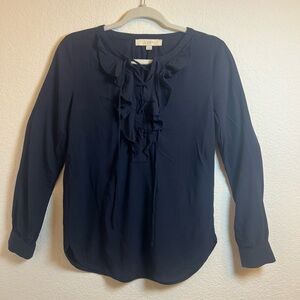 LOFT Women's Navy Ruffle Blouse Size‎ XS